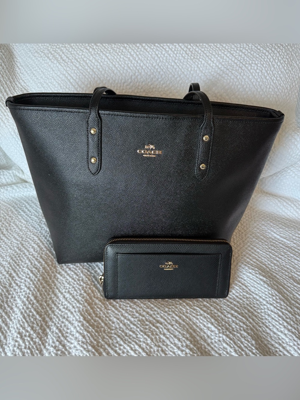 Coach F58848 Black Crossgrain Leather City Zip Tote - Picture 10 of 11